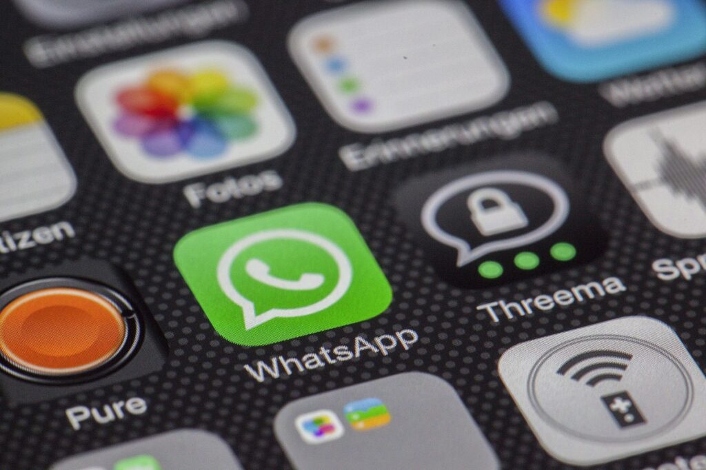 svg+xml;charset=utf em Zappy - ChatBot e Inteligência Artificial no WhatsApp API Oficial WhatsApp bloqueado no celular exige atenção imediata da empresa